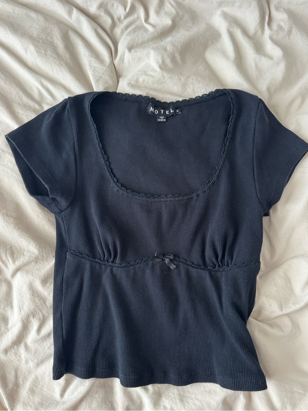 Motel Rocks Rada Top in Rib Black size M - Picture 2 of 4